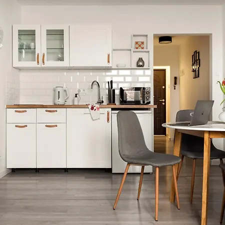 Apartment Initium - - Obroncow Wybrzeza 6d