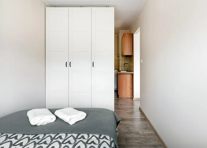 Initium - - Obroncow Wybrzeza 6d